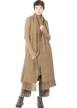 annette görtz, Strickschal PUCK aus Wolle mit Fransen